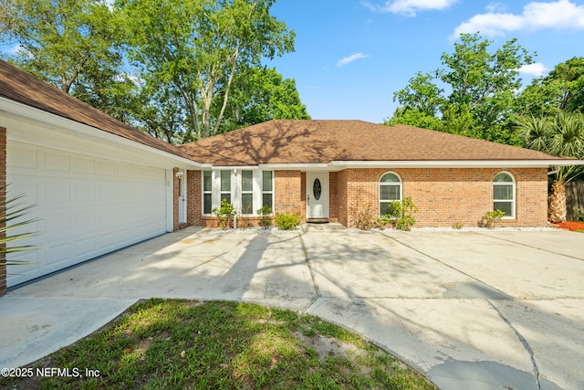 4535 Whispering Inlet Dr, Jacksonville, FL 32277 - photo 5