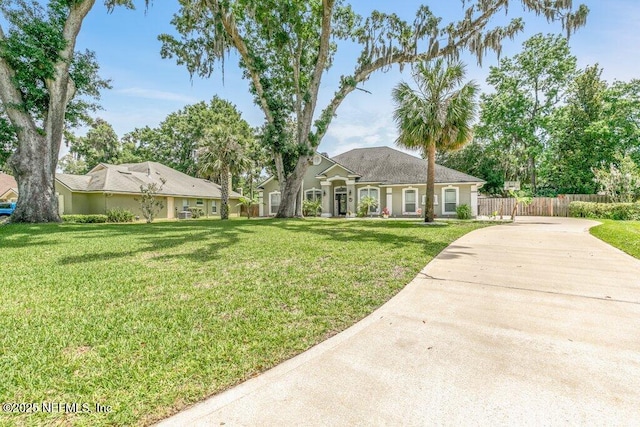 2918 Grande Oaks Way, Fleming Island, FL 32003 - ranch-style home featuring concrete driveway