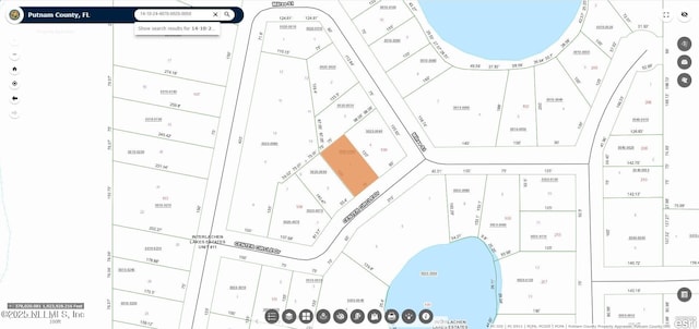 102/104 Circle Dr, Interlachen, FL 32148