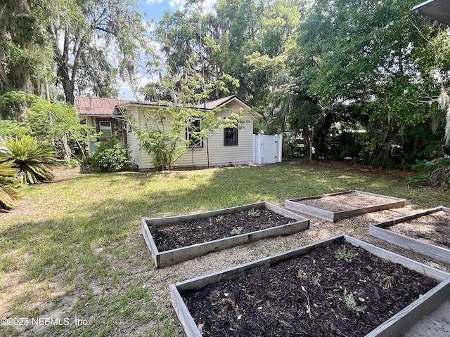 5000 Elm St, Welaka, FL 32189 - view of yard with a vegetable garden