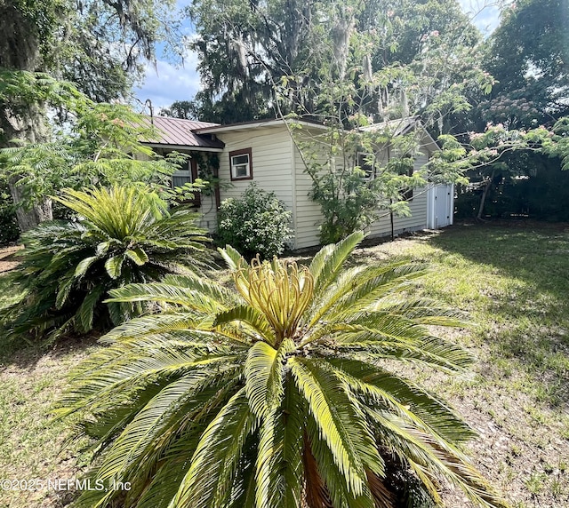 5000 Elm St, Welaka, FL 32189 - view of grassy yard