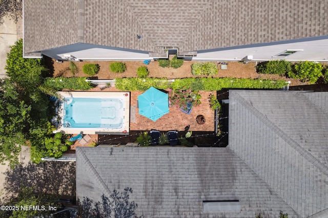 1743 Azalea St, Fernandina Beach, FL 32034 - bird's eye view of a pool area