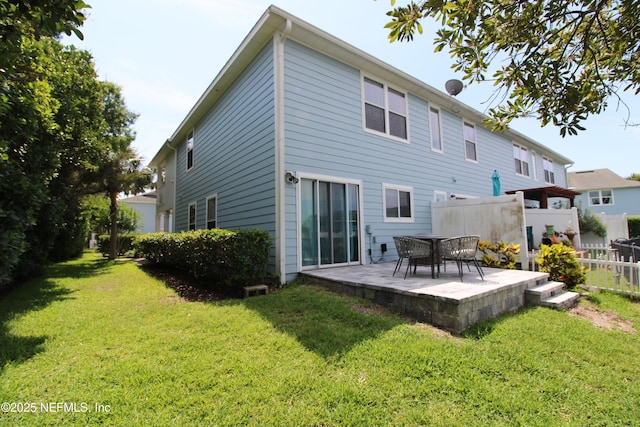 58 Islander Cir, Saint Augustine, FL 32080 - back of property with a patio