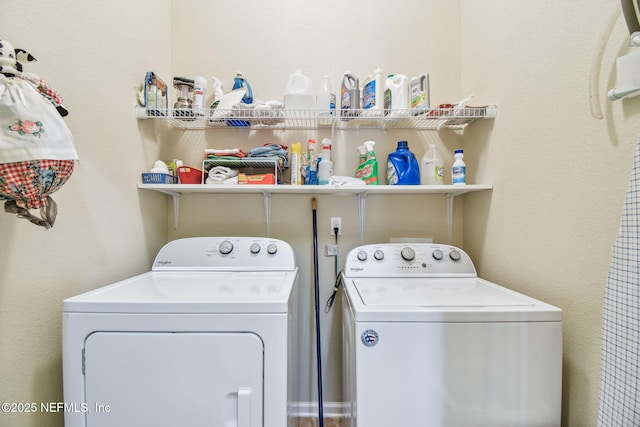 104 Twin Lakes Dr, Saint Augustine, FL 32084 - washroom featuring washer and clothes dryer