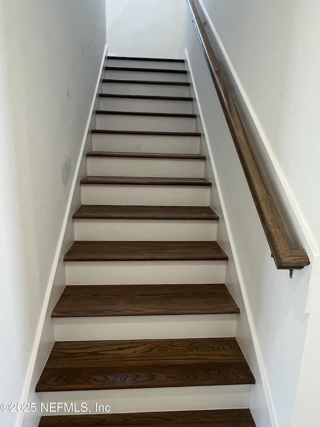 96124 Pirates Bluff Rd, Yulee, FL 32097 - view of staircase