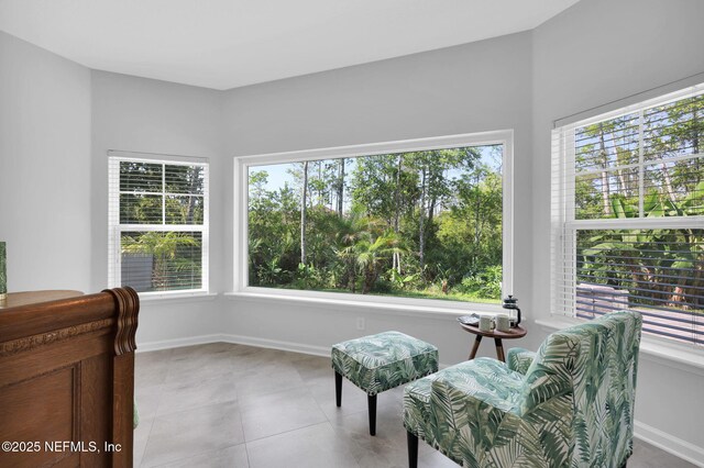 25 Carnauba Way, Jacksonville, FL 32081 - sitting room featuring baseboards