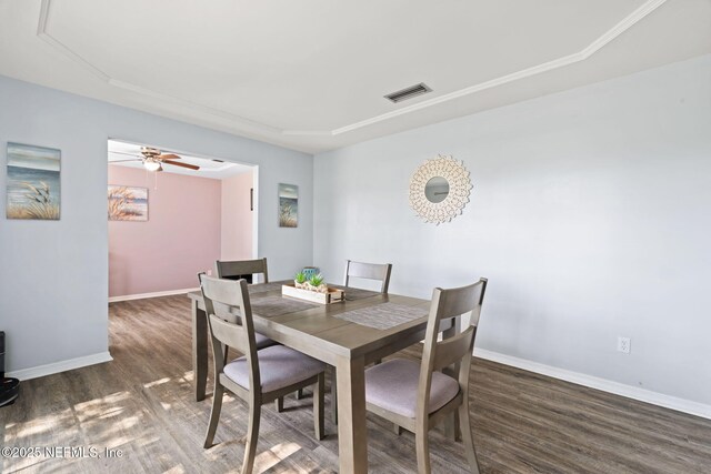 147 Quarton Dr, Orange Park, FL 32073 - dining area with wood finished floors, baseboards, and a ceiling fan