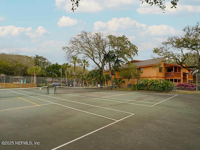 2700 Mizell Ave Unit 402B, Fernandina Beach, FL 32034 - view of tennis court