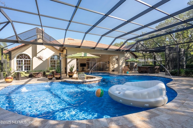 8 Rue Renoir, Palm Coast, FL 32137 - outdoor pool with a hot tub, a patio, a lanai, and ceiling fan
