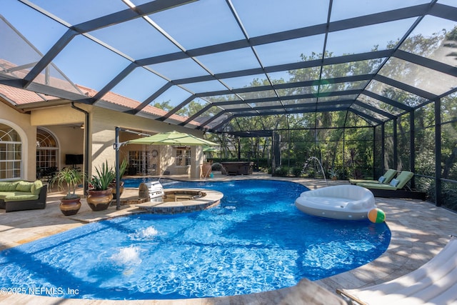 8 Rue Renoir, Palm Coast, FL 32137 - view of swimming pool featuring a patio, a ceiling fan, a lanai, an outdoor hangout area, and a pool with connected hot tub