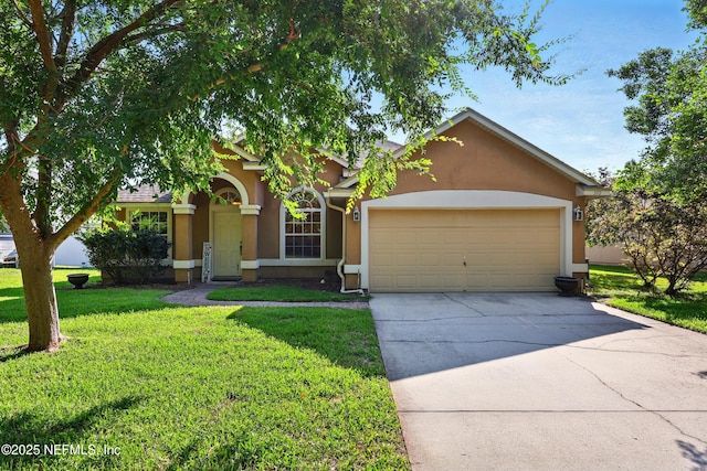 372 Johns Creek Pkwy, Saint Augustine, FL 32092 - view of front of house with stucco siding, a front lawn, an attached garage, and concrete driveway