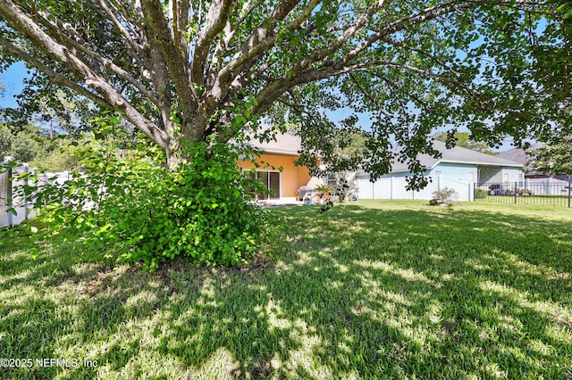 372 Johns Creek Pkwy, Saint Augustine, FL 32092 - view of yard