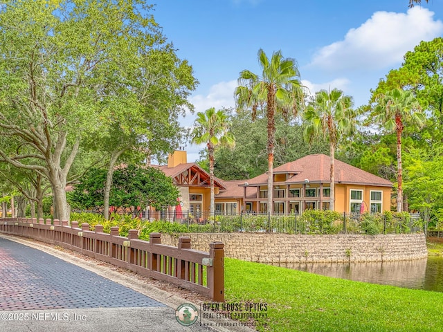 833 Shoreline Cir, Ponte Vedra Beach, FL 32082 - view of front of property featuring stucco siding and a water view