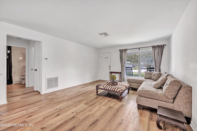 822 Valnera Ct, Saint Augustine, FL 32086 - living room with light wood-type flooring