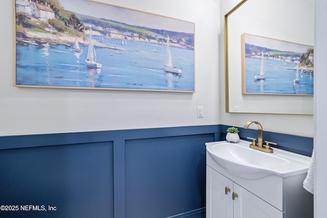 33 Crown Colony Rd, Saint Augustine, FL 32092 - bathroom featuring vanity