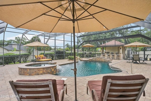 1816 Lakedge Dr, Middleburg, FL 32068 - view of pool featuring a patio area, a pool with connected hot tub, and glass enclosure