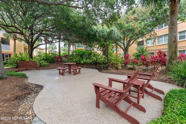 104 Laguna Villas Blvd Unit F33, Jacksonville Beach, FL 32250 - view of patio / terrace