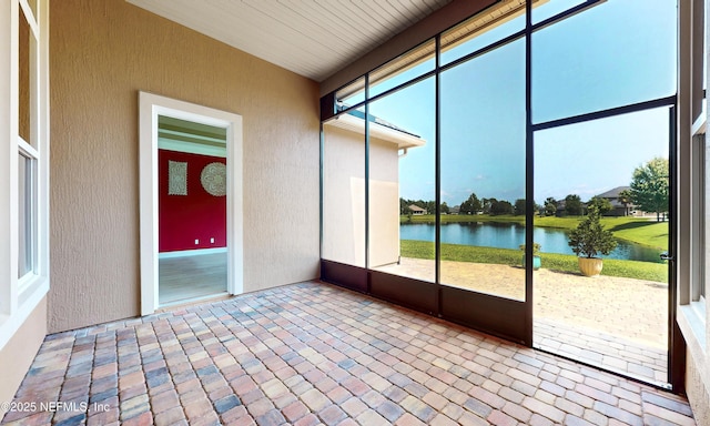 3653 Oglebay Dr, Green Cove Springs, FL 32043 - unfurnished sunroom featuring a water view