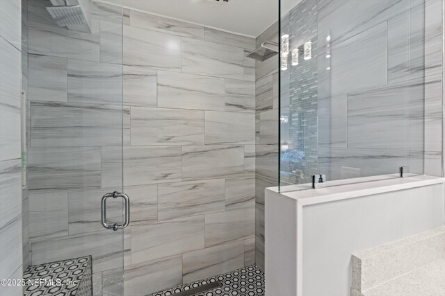 536 14th Ave N, Jacksonville Beach, FL 32250 - full bath featuring a tile shower