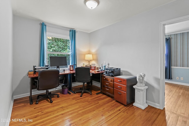 536 14th Ave N, Jacksonville Beach, FL 32250 - office area featuring light wood-type flooring and baseboards