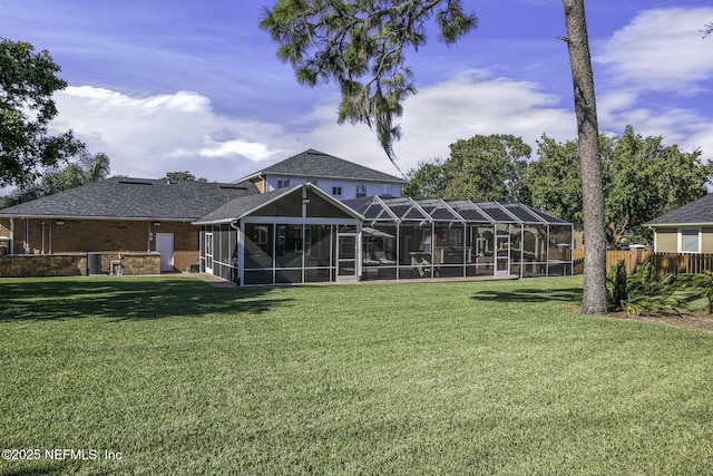 8135 Wekiva Way, Jacksonville, FL 32256 - view of yard with glass enclosure