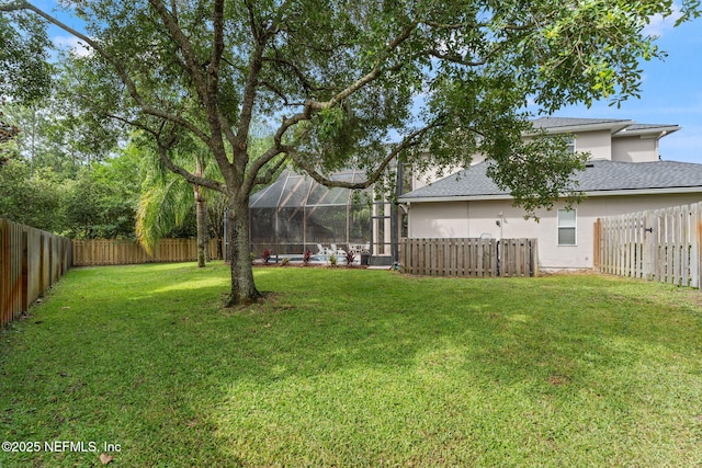 1612 Inkberry Ln, Saint Johns, FL 32259 - fenced backyard with a lanai