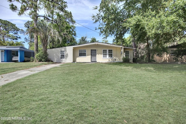 9118 Devonshire Blvd, Jacksonville, FL 32208 - view of front of home with a front yard