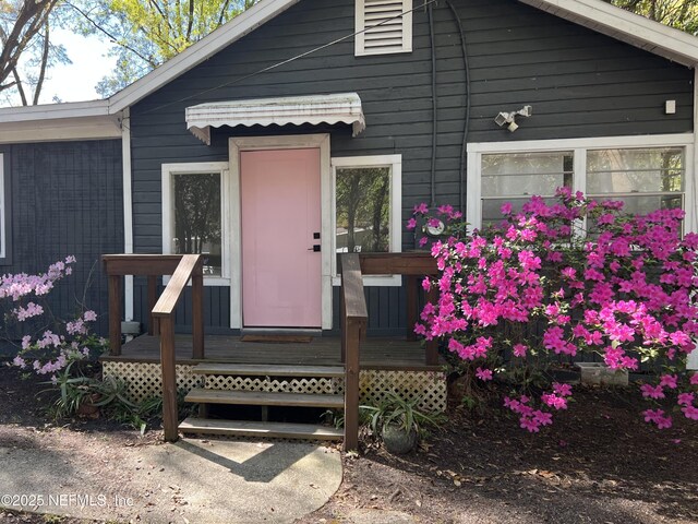 5256 Alpha Ave, Jacksonville, FL 32205 - view of doorway to property