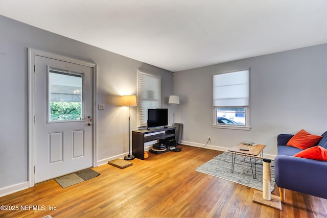 1131 Wycoff Ave, Jacksonville, FL 32205 - living area featuring wood finished floors and baseboards