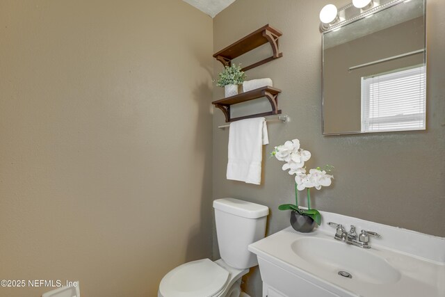 7768 Dalehurst Dr S, Jacksonville, FL 32277 - photo 25