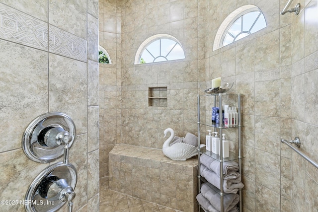 2435 Den St, Saint Augustine, FL 32092 - full bath with a tile shower