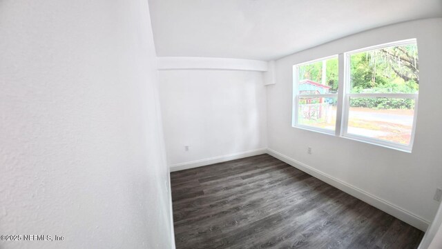 402 Harris St, Palatka, FL 32177 - photo 10