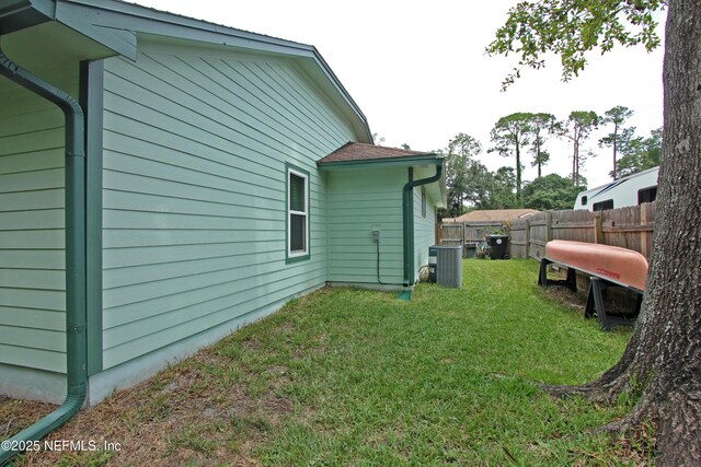 426 Harvest Bend Dr, Fleming Island, FL 32003 - view of yard featuring central air condition unit