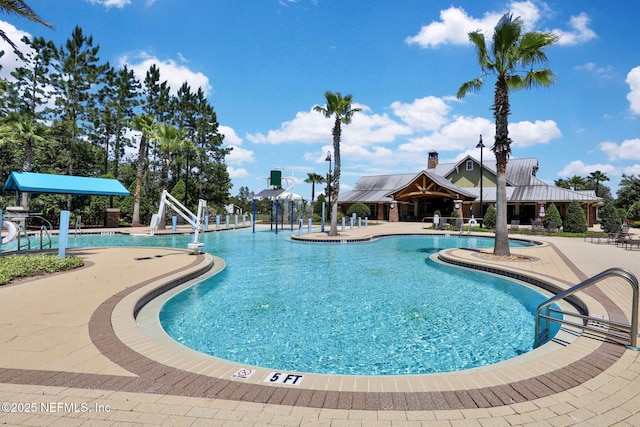 1090 Wetland Ridge Cir, Middleburg, FL 32068 - community pool with a patio