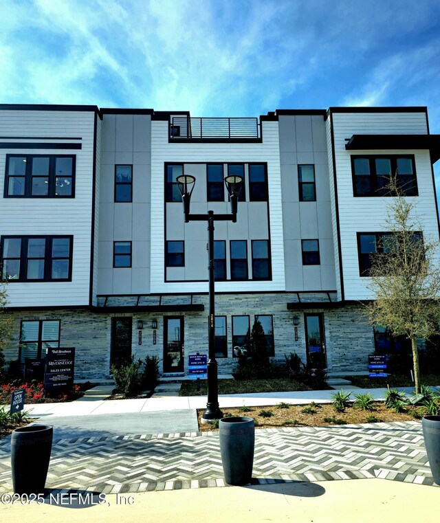 1930 Prudential Dr, Jacksonville, FL 32207 - photo 3