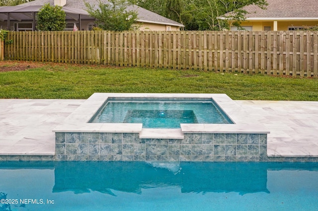 828 Lotus Ln N, Saint Johns, FL 32259 - view of swimming pool featuring an in-ground hot tub