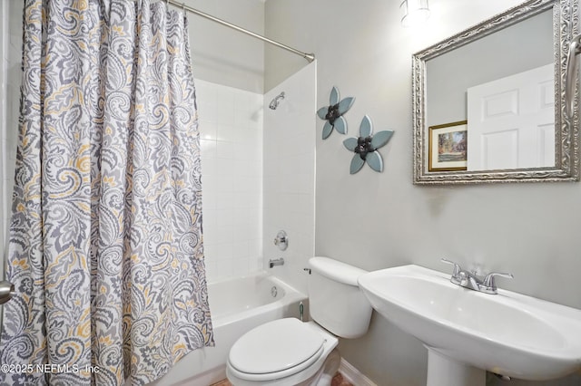 828 Lotus Ln N, Saint Johns, FL 32259 - full bath featuring shower / tub combo, a sink, and toilet