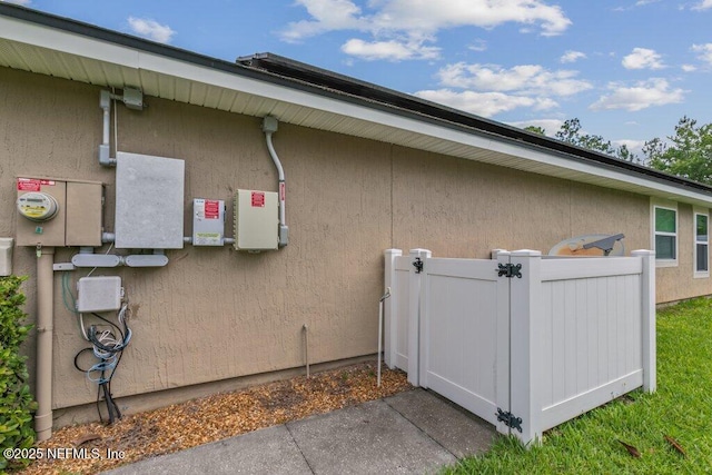 3912 Pipit Pt, Middleburg, FL 32068 - view of home's exterior featuring a gate