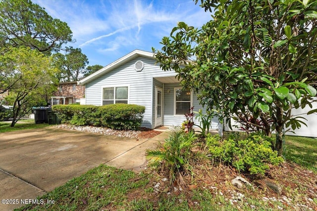 1528 Jordan St, Atlantic Beach, FL 32233 - view of front of property