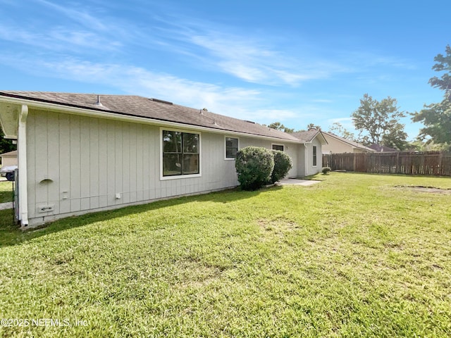2439 Burns Dr, Middleburg, FL 32068 - view of rear view of house