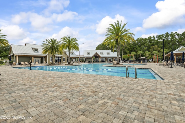 4340 Comanche Trail Blvd, Saint Johns, FL 32259 - community pool with a patio