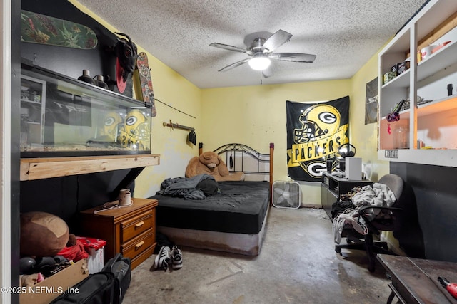 1942 Calusa Trl, Middleburg, FL 32068 - bedroom featuring unfinished concrete floors, a textured ceiling, and a ceiling fan