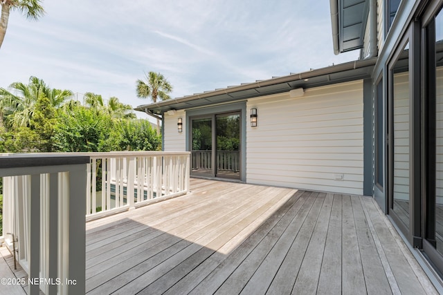 365 8th St, Atlantic Beach, FL 32233 - view of wooden deck