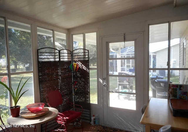 7670 SW 112th Ln, Ocala, FL 34476 - sunroom with healthy amount of natural light