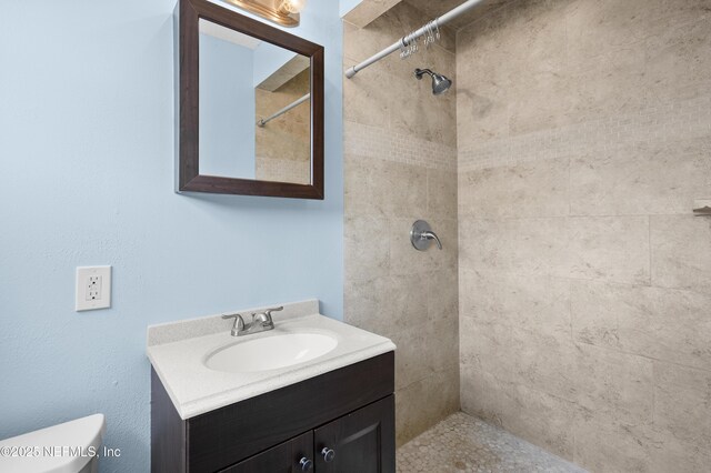 3121 Holly Berry Ln, Jacksonville, FL 32277 - full bath with vanity and a tile shower