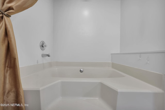 721 Sandy Oaks Ct, Ponte Vedra Beach, FL 32082 - full bath featuring a garden tub
