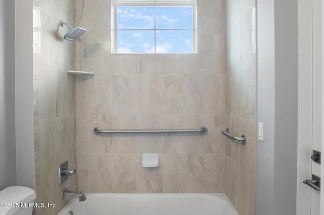 11 Woodstone Ln, Palm Coast, FL 32164 - full bath with toilet and shower / washtub combination