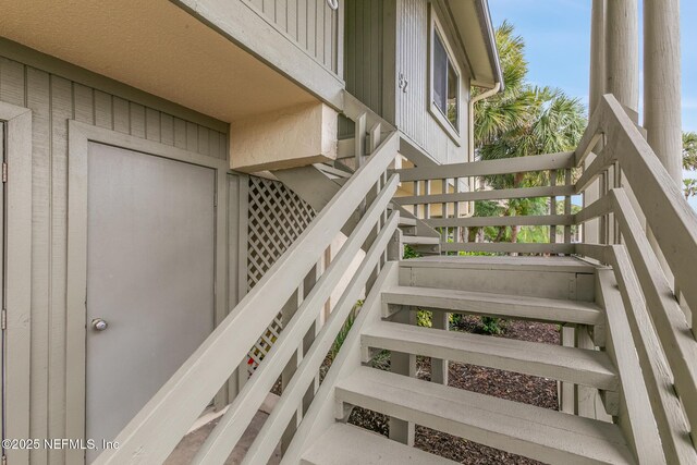 97 Village Las Palmas Cir, Saint Augustine, FL 32080 - view of stairway