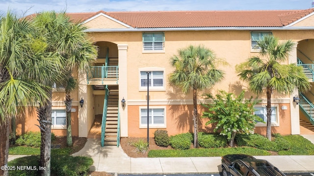 108 Laguna Villas Blvd Unit D22, Jacksonville Beach, FL 32250 - view of property featuring stairs