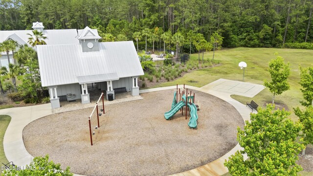81014 Lockhaven Dr, Yulee, FL 32097 - view of property's community with a view of trees and a yard